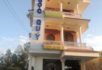 Ngọc Quý Hotel _ Mặt tiền